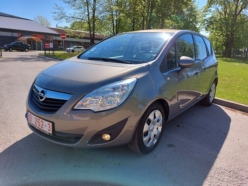 Продажа автомобилей Opel Meriva 1.7 дизель