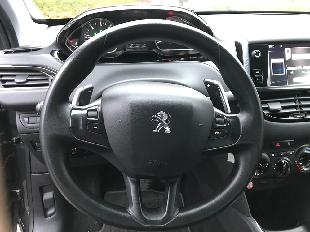 Продажа автомобилей ​Peugeot 208 1.4 дизель