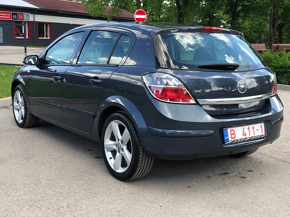 Продажа автомобилей Opel Astra 1.7 дизель