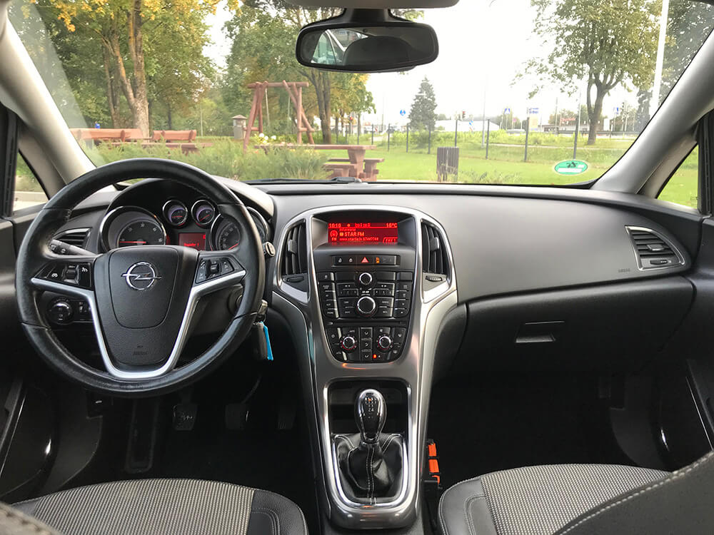 Продажа автомобилей Opel Astra 1.3 дизель