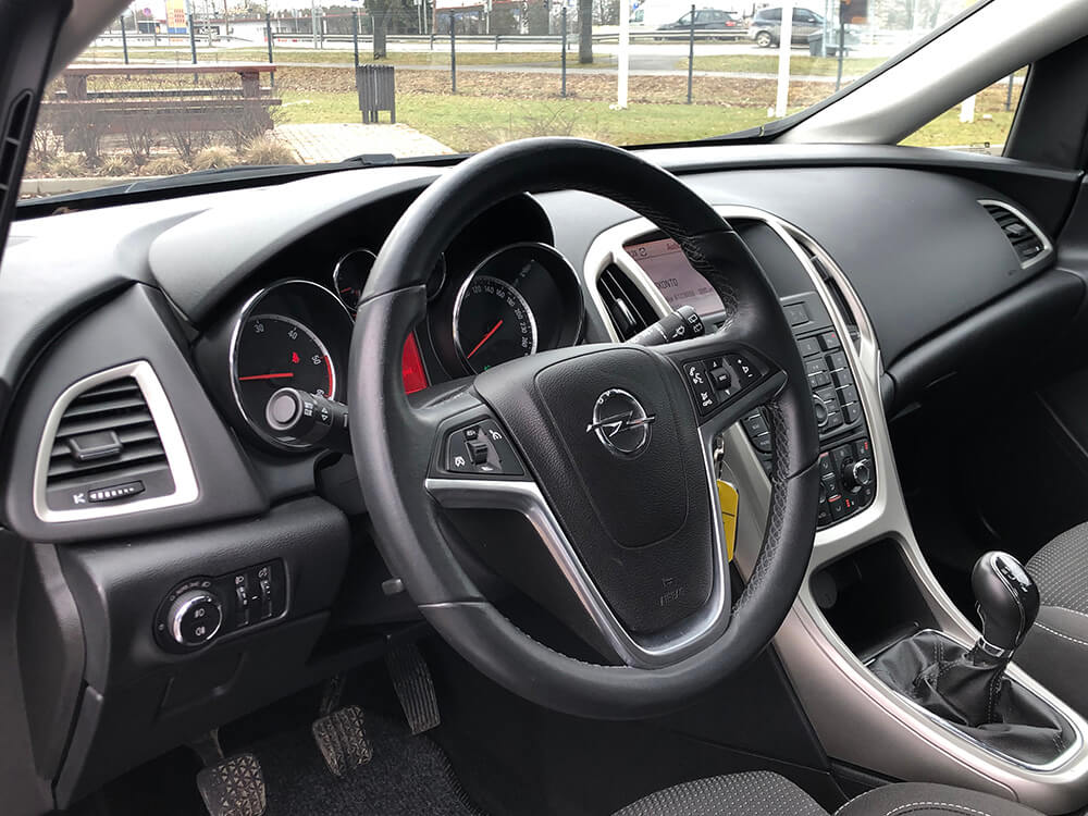 Продажа автомобилей ​Opel Astra 1.7 дизель